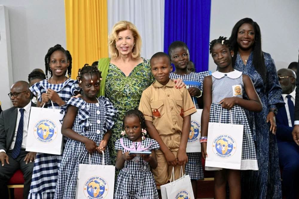 Rentrée scolaire : Dominique Ouattara lance une nouvelle campagne de solidarité pour 15 000 élèves