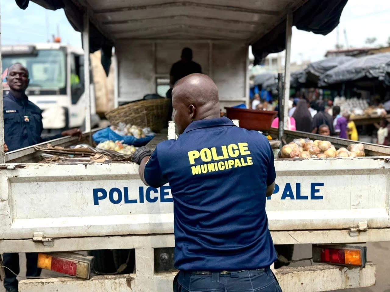 Côte d’Ivoire : la police municipale peut-elle contrôler les papiers de votre voiture ?