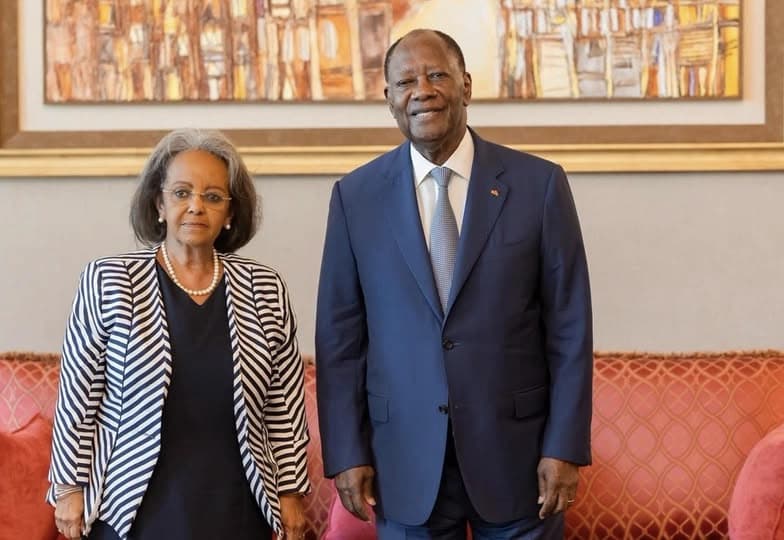 Côte d’Ivoire : Alassane Ouattara échange avec l’ancienne présidente éthiopienne Sahle-Work Zewde sur les enjeux régionaux