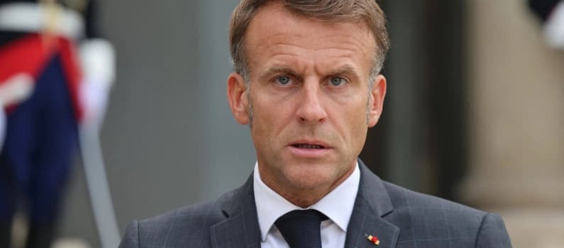France : Emmanuel Macron accuse l’ultragauche de vouloir « faire tomber la République »